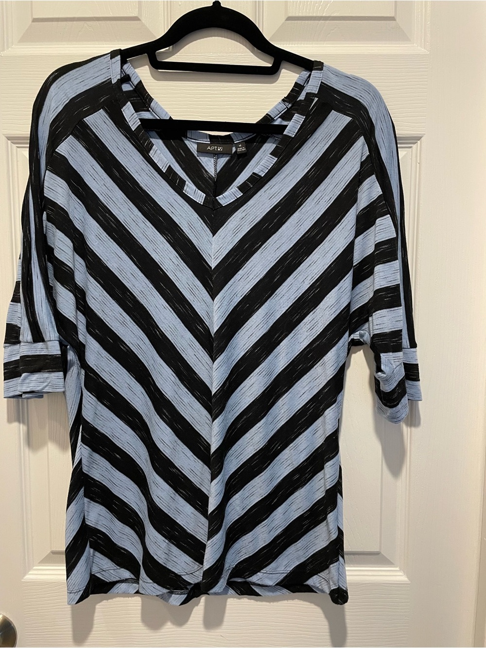 Apt. 9 Light Blue and Black Chevron V-Neck 3/4” Sleeve Tee